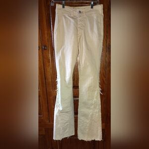 Pilcro White Jeans Bellbottom Frayed Edge Size 26